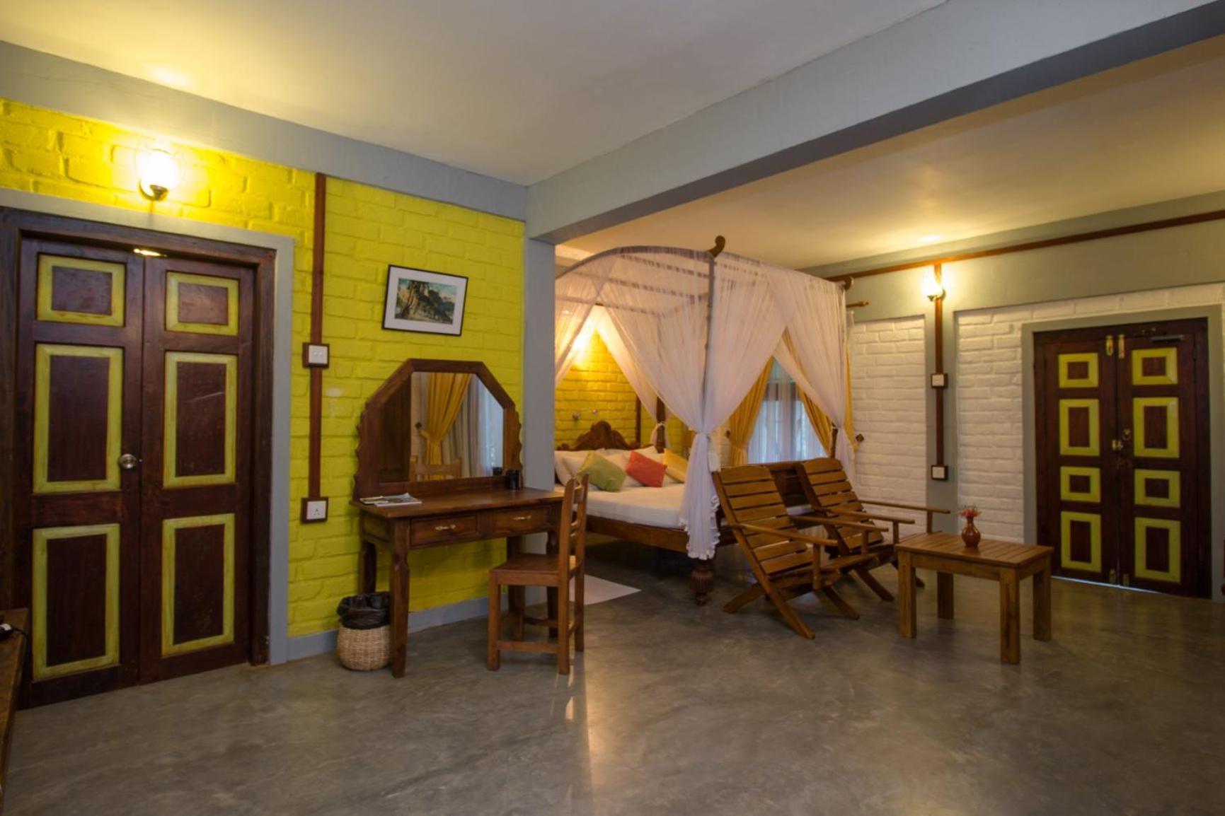 Lake Serenity Resort & Spa Kuruwita 外观 照片